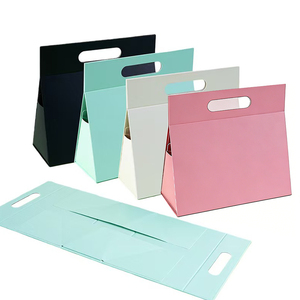 Cajas de Regalo Triangulares Plegables con Asa, Empaque de Lujo para Cosméticos y Perfumes, Caja Plegable Portátil para Regalos de Boda y Cuidado de la Piel - Product Image 6