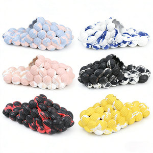 Nouvelles pantoufles unisexes en litchi à bulles, antidérapantes, <span class=keywords><strong>pour</strong></span> la maison, chaussures <span class=keywords><strong>de</strong></span> massage <span class=keywords><strong>pour</strong></span> hommes et <span class=keywords><strong>femmes</strong></span>, automne-hiver, intérieur et extérieur - Product Image 4
