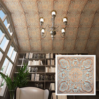 Carreaux de plafond modernes en étain gaufré vintage en cuivre résistant aux intempéries Panneaux muraux décoratifs en plastique 3D Plafond imperméable en PVC PL30