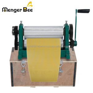 เครื่องทำรังผึ้งอะลูมิเนียมอัลลอยด์แบบแมนนวลรุ่นใหม่ MengerBee M310E ขนาดรังผึ้ง 5.4/4.9 มม. ลูกกลิ้งขนาด 450 มม. สำหรับการเลี้ยงผึ้ง ปรับแต่งได้ - Product Image 6