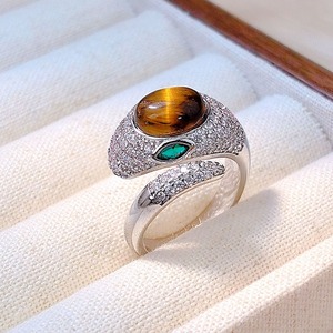 Anello Aperto a Forma di Serpente con Dettagli Colorati, Design Regolabile, Accessori di Moda per Donne - Product Image 6