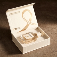Boîte à parfum rigide de luxe personnalisée, style livre blanc, avec insert magnétique, présentation écologique, emballage cosmétique réutilisable