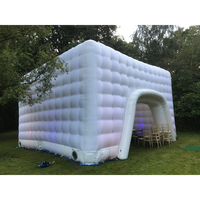 Tente gonflable en forme de dôme de couleur personnalisée avec tissu Oxford imperméable et portable pour les fêtes en plein air et une utilisation en toutes saisons