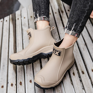 Venta al por mayor Hombres Botas de lluvia al aire libre Antideslizante Moda Adulto Botas de goma cortas Cómodo PVC Botas de lluvia - Product Image 5