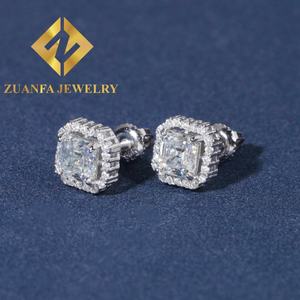 Boucles d'oreilles clous carrées luxueuses et tendance en argent sterling 925 avec moissanite taille Asscher VVS - Product Image 2