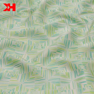 <span class=keywords><strong>Tela</strong></span> 100% Poliéster Charmeuse Satinado, <span class=keywords><strong>Tela</strong></span> de Seda Suave y Sedosa, Textiles Impresos Digitalmente para Vestidos de Satén - Product Image 5