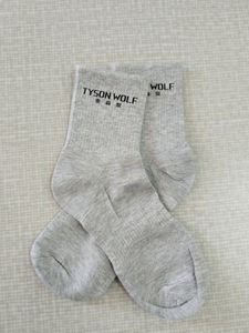 Tyson Wolf Calcetines Venta al por mayor Calcetines blancos Calcetines deportivos - Product Image 2