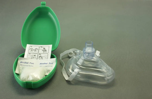 Medresq First Aid First CE ISO Responders Porte-clés Masques de RCR Barrières de RCR Masque de RCR rouge Étui de transport en plastique - Product Image 2