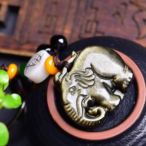 Porte-clés en obsidienne naturelle argentée dorée en gros, design chinois Feng Shui, pierre de cristal de guérison, décoration suspendue pour voiture - Product Image 1