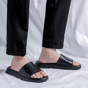 Chaussons en cuir pour hommes de style italien, personnalisés, pour usage intérieur, offrant respirabilité et luxe. Vente en gros de pantoufles pour hommes - Product Image 3