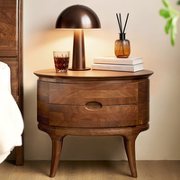 Table de chevet ovale en bois massif sur mesure, table de chevet incurvée à 2 tiroirs, table d'appoint en bois de luxe pour hôtel