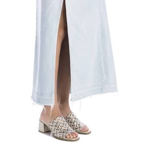 Carmela Women's Heeled Slipper Gold 162191 Metallic Woven Upper Block Heel <b>Sandal</b> - Product Image 5