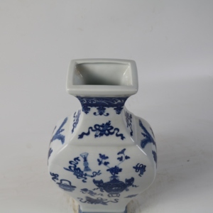 Jarrón de Porcelana Azul y Blanca Pintado a Mano de Jingdezhen con Patrón Antiguo Bogu, Adorno Decorativo para el Hogar, Regalo - Product Image 3
