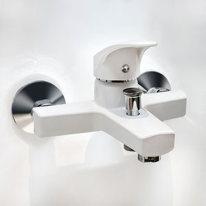 Robinet de baignoire mural en plastique de haute qualité à <span class=keywords><strong>bas</strong></span> prix, robinet de douche froide et chaude - Product Image 1