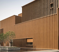 Design européen Prix d'usine Déflecteur en aluminium Effet bois pour mur de plafond Applications extérieures Villas Hôtels Centres commerciaux Hôpitaux