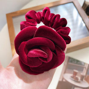 Coleteros de Terciopelo con Diseño de Rosa para Mujer, Accesorios para el Cabello con Flores, Coletero Tridimensional para Otoño e Invierno - Product Image 5