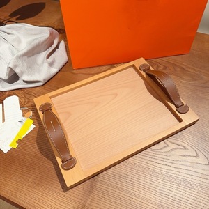 Bandeja de Té Creativa de Madera para Almacenamiento en el Hogar, Estilo Americano, Apta para Lavavajillas, para Escritorio y Sala de Estar, Ideal para el Regreso a Clases - Product Image 4