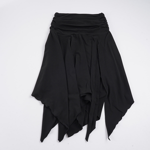 Jupe midi asymétrique noire pour femme avec fente haute, taille froncée et ourlet irrégulier, style streetwear Y2K, mode 2026 - Product Image 6