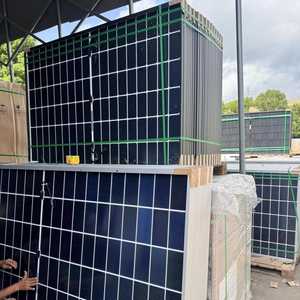 Panneau <span class=keywords><strong>solaire</strong></span> 555W bifacial double vitrage avec cadre de 30 mm pour climat difficile - Product Image 1