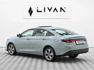 Hot Selling Livan S6 Pro 1.5T Petrol Sedan 5‑Door 5‑Seat Spacious Interior High Performance New Automobile Export - Product Image 3