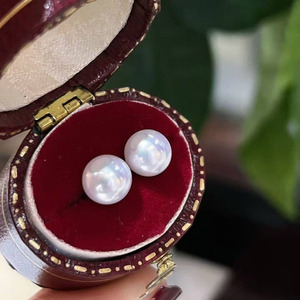 S925 Sterling <b>Silver</b> Gold Plated Pearl Stud <b>Earrings</b>, 9-10mm High Luster Pearl, Minor Blemish, Clean Surface - Product Image 4