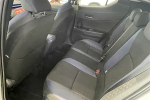 Venta caliente <span class=keywords><strong>Toyo</strong></span> Ta CHR 5 puertas 5 plazas SUV 185 km/h Velocidad máxima Caja de cambios automática Asientos de cuero FWD Drive Euro VI Emisión - Product Image 6