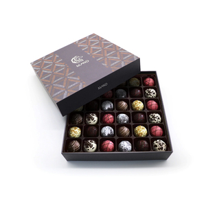 Caja <span class=keywords><strong>de</strong></span> dulces <span class=keywords><strong>de</strong></span> fresas <span class=keywords><strong>de</strong></span> chocolate embalaje <span class=keywords><strong>de</strong></span> papel <span class=keywords><strong>de</strong></span> lujo Premium personalizado con divisor - Product Image 1