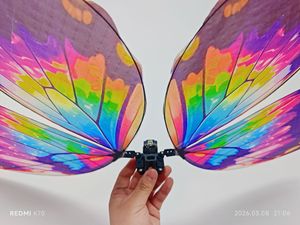 Mariposa Biónica Voladora con Control Remoto y Luces LED, Dron con Alas Móviles, Económico, para Uso Comercial en Bodas, Espectáculos, Conciertos - Product Image 2