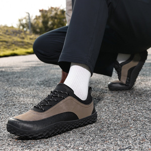 Chaussures de randonnée basses à lacets pour hommes, à bout large, style pieds nus, avec semelle extérieure en caoutchouc – Baskets décontractées d'extérieur - Product Image 3