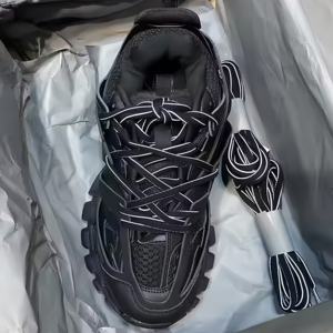 Nouvelles baskets décontractées unisexes 2026, chaussures de course de luxe de haute qualité, chaussures de sport à LED pour l'extérieur - Product Image 2