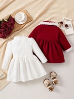 Ensemble deux pièces pour bébé fille : Manteau à manches longues en polyester et spandex avec bordure en fausse fourrure et jupe à nœud