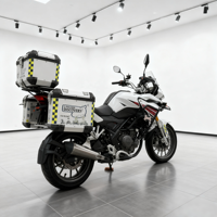 Moto de tourisme aventure Benelli TRK251 249cc à refroidissement liquide, longue autonomie, idéale pour les trajets quotidiens
