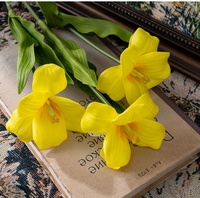 Fleurs de mariage en gros, fleurs artificielles, décoration de tulipes jaunes et blanches, fleurs de tulipes artificielles en PU pour la décoration de la maison et des fêtes