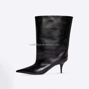 Volume exagéré en cuir de veau mat à enfiler talon aiguille filles genou haut jambe large cuissardes chaussons en cuir cuissardes botte en noir - Product Image 4