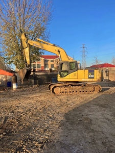 Prix le plus bas d'origine japonaise, excavatrice sur chenilles hydraulique d'occasion de 22 tonnes, Komatsu Pc220-7, Pc220-8, Pc220, excavatrice sur chenilles d'occasion à vendre - Product Image 2