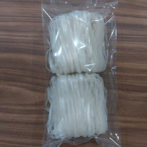 Los Mejores Fideos de Arroz Vietnamitas Frescos, Auténticos Fideos Secos Vietnamitas: Opciones Personalizables OEM/ODM para Mercados Globales - Product Image 1