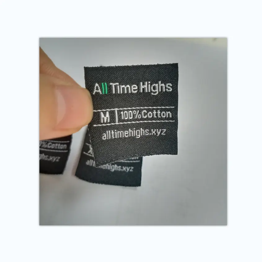 Custom Size Labels Private Black Non-woven Labels For Cloths Fashion Tag Clothing Label