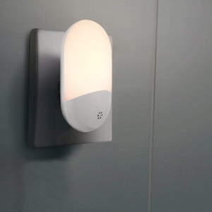Lámpara Nocturna LED RGB con Sensor de Luz Inteligente, Enchufe de Pared para EE. UU., Reino Unido y UE, 110v 220V, Mini Luces RGB Atenuables para Niños - Product Image 6