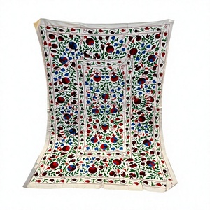 Tela de Algodón Transpirable Azul Real con Bordado Floral Kashmiri, Tela No Tejida con Bordado Aari, Diseño de Flores Azules, Peso Medio - Product Image 2