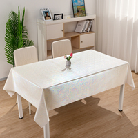 Nappe rectangulaire unie subtile couleur champagne nacré irisé RNPT pour banquets en gros