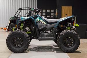 Nuevo Scrambler XP 1000 S 2026, Vehículo Todoterreno de 952cc, Motor Prostar de 89HP, EFI, Refrigeración Líquida Bajo Demanda, AWD 2WD, Alto Rendimiento - Product Image 3