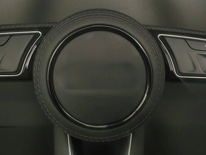 Cuir perforé personnalisé pour volant de voiture de style RS pour <span class=keywords><strong>Audi</strong></span> A3/A4/Q3/Q5/Q7/A6/R8/RS3/S/Série RS multifonction - Product Image 4