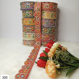 Rubans et lacets brodés à la machine sur mesure dans des motifs floraux et dans treize couleurs vives et éclatantes pour les robes de mariée. - Product Image 1