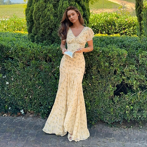 Robe longue asymétrique 2026 à col en V, manches courtes, taille cintrée, ourlet irrégulier, fente latérale, éco-responsable - Product Image 4