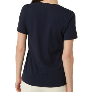 T-shirt décontracté élégant pour femme, uni, offrant un look épuré, une sensation douce et une polyvalence d'utilisation pour les activités quotidiennes et les sorties. - Product Image 6