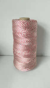 クリスマス小包の包装および包装のための赤 & 白の10mレーヨンひも - Product Image 3