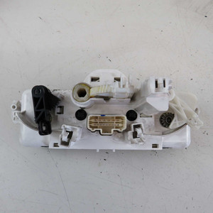 Unité de commande de climatisation Renault Clio Mk3 d'occasion 2005-2012 030967W (77204) - Product Image 3