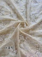 Chinesischer Stil Gewebter Pailletten-Bestickter Doppellagiger Organza-Stoff 100% Polyester Blumen-Schatten-Weste