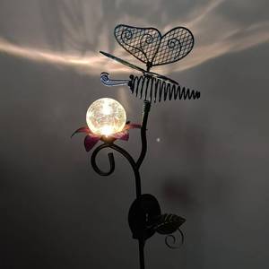 Lámpara Solar de Jardín con Forma de Mariposa, Decorativa, Resistente al Agua, con Estaca, para Exteriores - Product Image 3