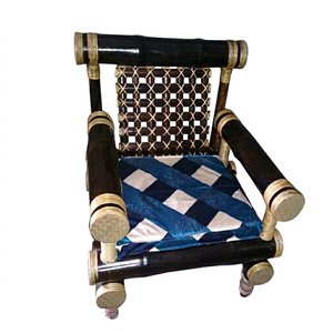 Sillón de Bambú Tejido a Mano Moderno con Reposabrazos, Cojín Azul y Blanco, Venta al por Mayor - Product Image 1
